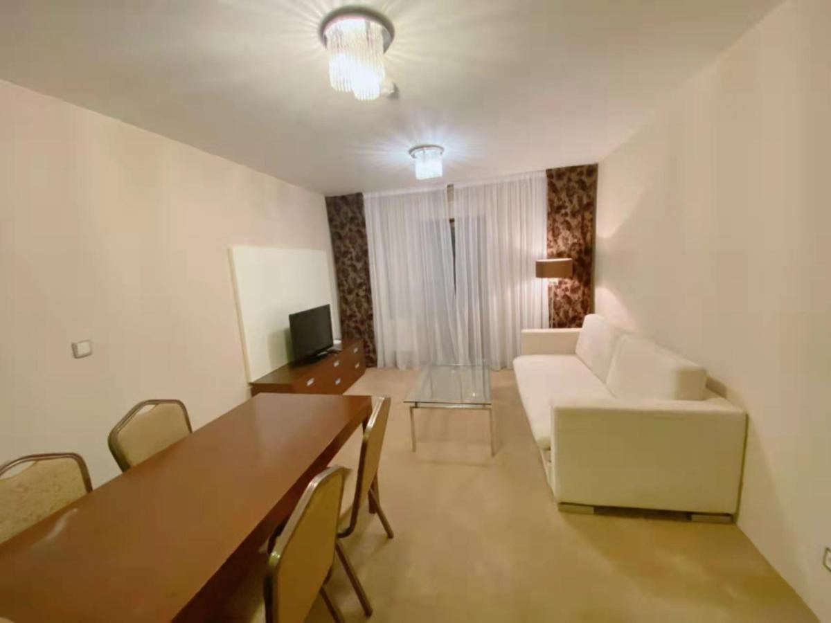 Golden Fish Apartmany Xia Πίλζεν Εξωτερικό φωτογραφία