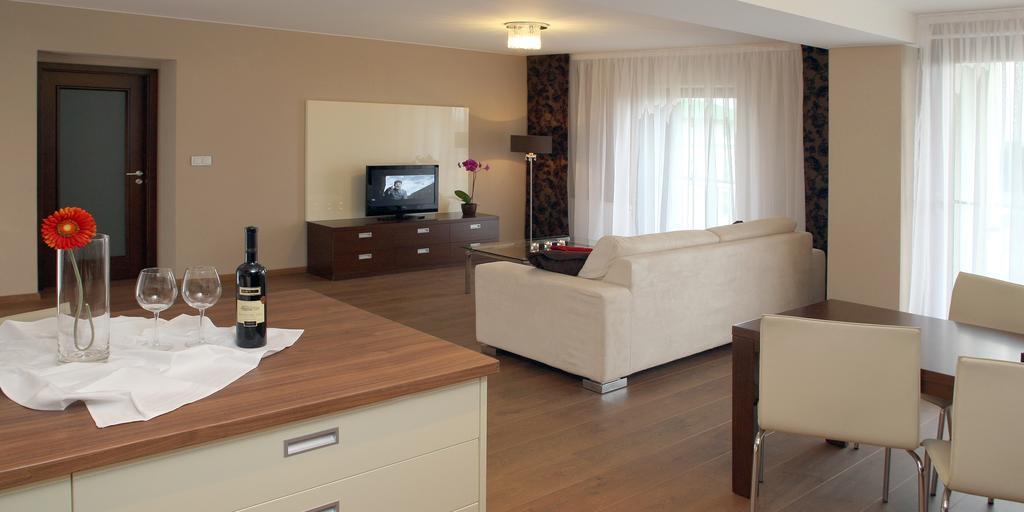 Golden Fish Apartmany Xia Πίλζεν Εξωτερικό φωτογραφία