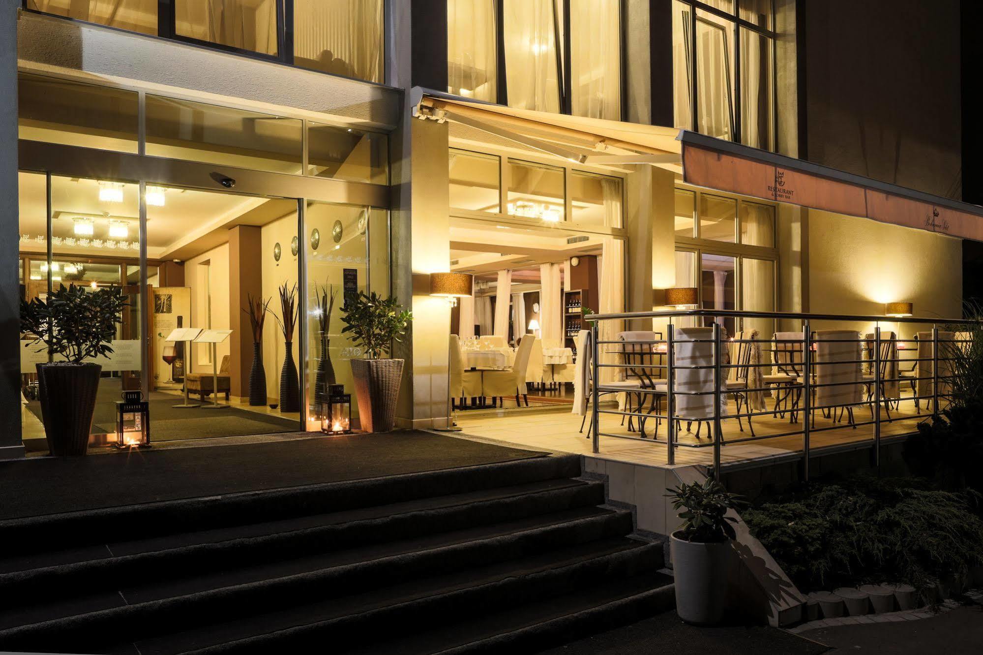 Golden Fish Apartmany Xia Πίλζεν Εξωτερικό φωτογραφία