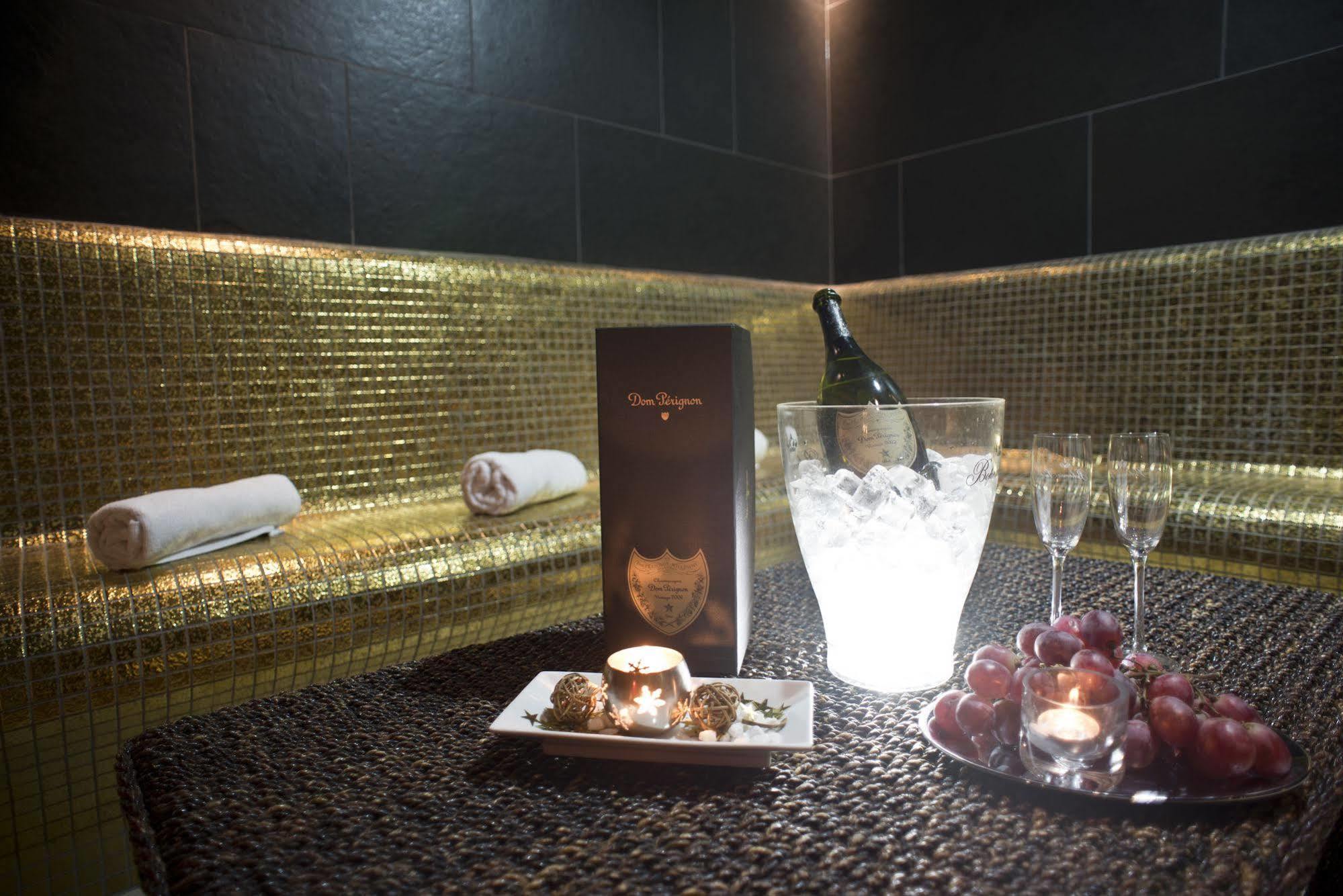 Golden Fish Apartmany Xia Πίλζεν Εξωτερικό φωτογραφία